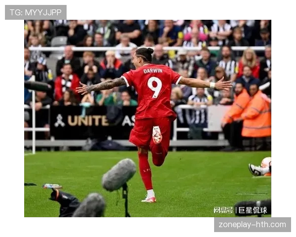 范戴克国家队首秀惊艳，带领球队取得关键胜利