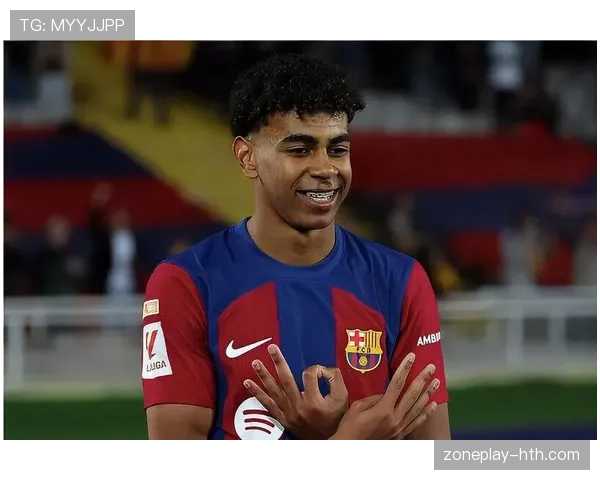 足坛新星崭露头角，年轻球员引领未来发展新潮流